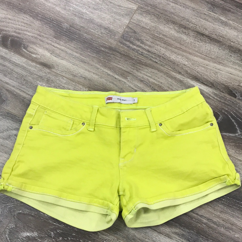 Levi’s shorts